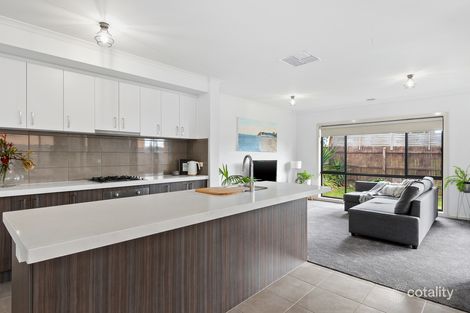 Property photo of 75 Wurrook Circuit North Geelong VIC 3215