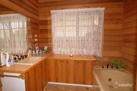 Property photo of 5 Mitta Grove Lavington NSW 2641