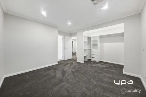 Property photo of 41 Argant Loop Sunbury VIC 3429