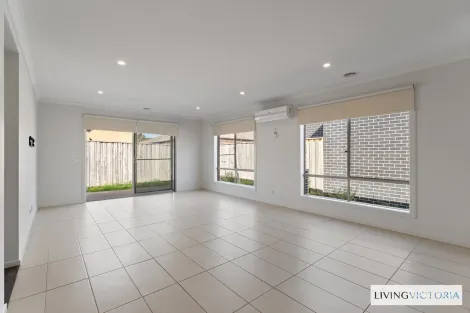 Property photo of 11 Cygnet Avenue Werribee VIC 3030