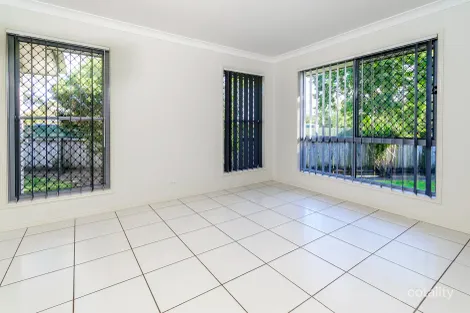 Property photo of 2/91A Lynfield Drive Caboolture QLD 4510