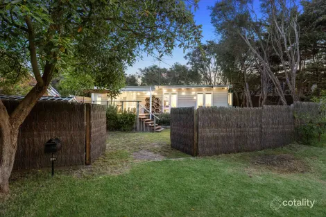 Property photo of 381 Sandy Road St Andrews Beach VIC 3941