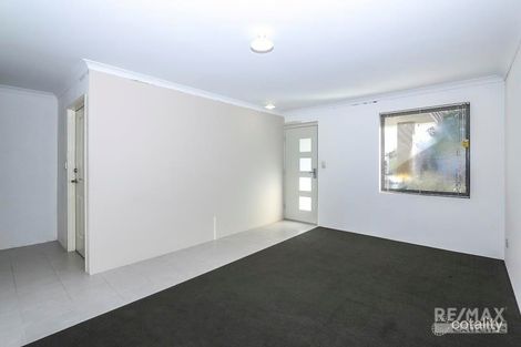 Property photo of 48 Leschenault Loop Banksia Grove WA 6031
