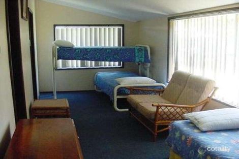 Property photo of 17 Straight Street Hat Head NSW 2440