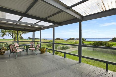 Property photo of 2 Champ Elysees Esplanade Coronet Bay VIC 3984