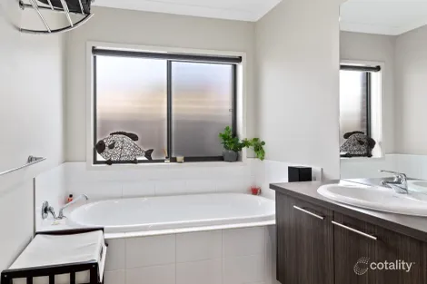 Property photo of 151 Canadian Lakes Boulevard Canadian VIC 3350