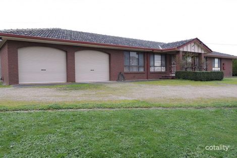 Property photo of 7 Simper Court Drouin VIC 3818