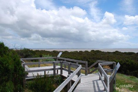 Property photo of 8 Kallay Drive Pioneer Bay VIC 3984