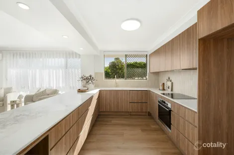 Property photo of 6/8 Paradise Parade Paradise Point QLD 4216