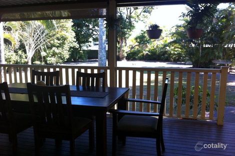 Property photo of 61 Twenty Sixth Avenue Palm Beach QLD 4221