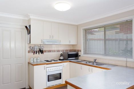 Property photo of 2 Fletcher Place Kooringal NSW 2650