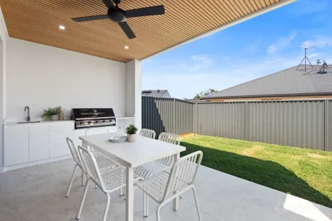 Property photo of 68A Mawson Parade Chifley NSW 2036