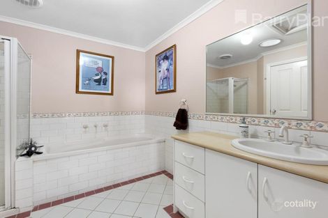 Property photo of 117 Pannam Drive Hoppers Crossing VIC 3029