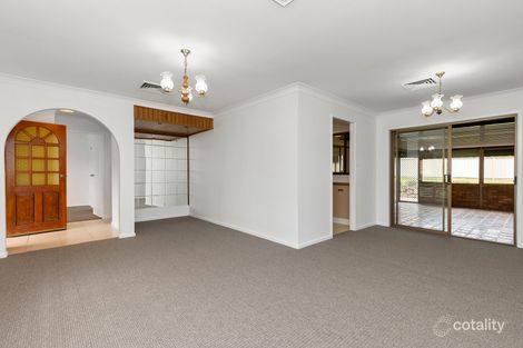 Property photo of 4 Seaview Close Eleebana NSW 2282