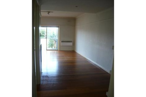 Property photo of 8/400 Barkly Street Elwood VIC 3184