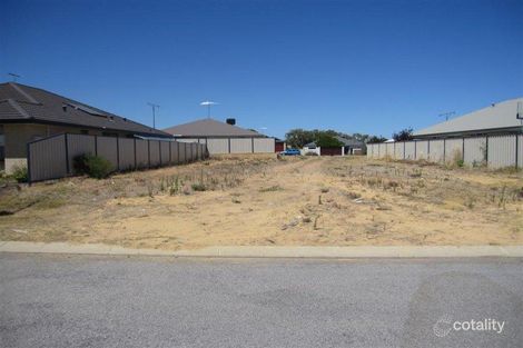 Property photo of 9 Eldorado Loop Meadow Springs WA 6210