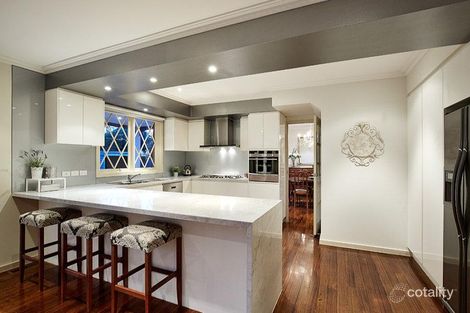 Property photo of 6 Brenda Avenue Mount Waverley VIC 3149