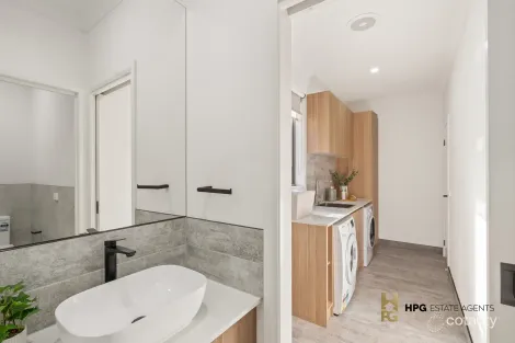 Property photo of 5/32 Shadforth Street Westmeadows VIC 3049