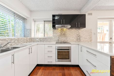 Property photo of 2/5 Cassey Street Como WA 6152
