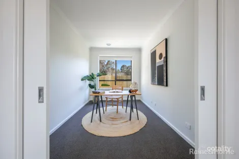 Property photo of 41 Snell Drive Gisborne VIC 3437
