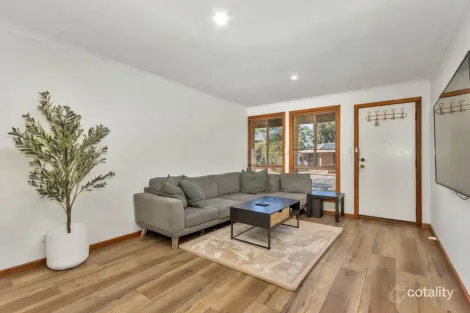 Property photo of 1/15 Eugene Crescent Parafield Gardens SA 5107