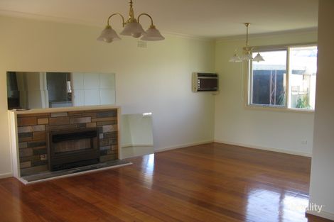 Property photo of 5 Devon Drive Springvale South VIC 3172