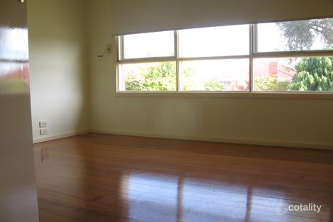 Property photo of 5 Devon Drive Springvale South VIC 3172