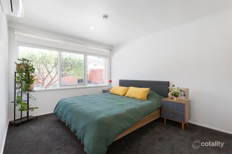 Property photo of 18/5-7 Collocott Street Mordialloc VIC 3195