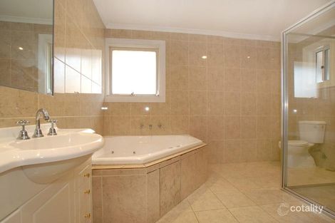 Property photo of 47 Wetherby Road Doncaster VIC 3108