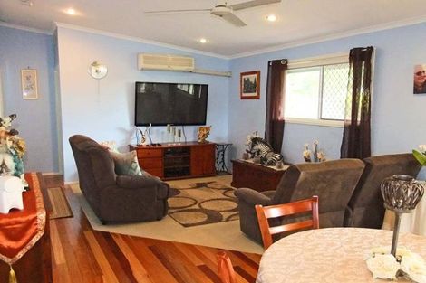 Property photo of 14 John Street Tiaro QLD 4650