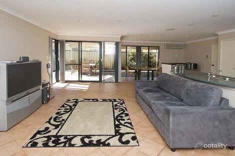 Property photo of 8 Rendition Place Redcliffe WA 6104