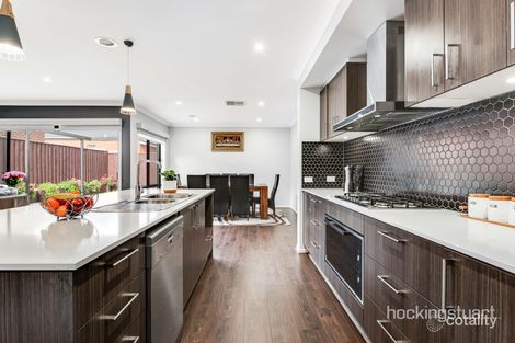 Property photo of 15 Nangar Street Wollert VIC 3750