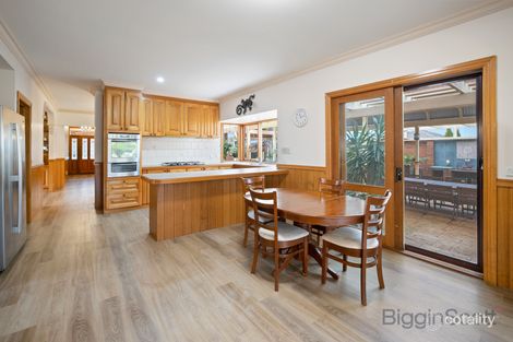 Property photo of 11 Palmerston Crescent Taylors Lakes VIC 3038