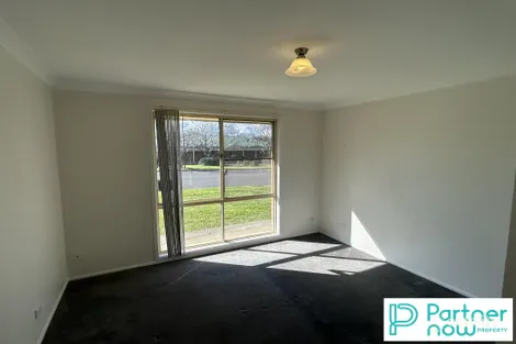 Property photo of 67 Flinders Street Westdale NSW 2340