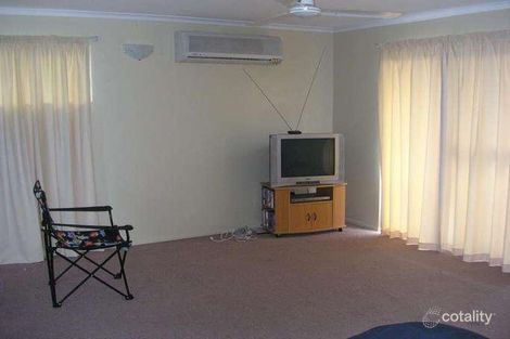 Property photo of 48 Nicklin Drive Beaconsfield QLD 4740