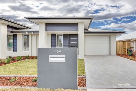 Property photo of 35A Mirug Crescent Fletcher NSW 2287