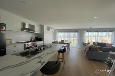 Property photo of 42 Cardinal Drive Eagle Point VIC 3878