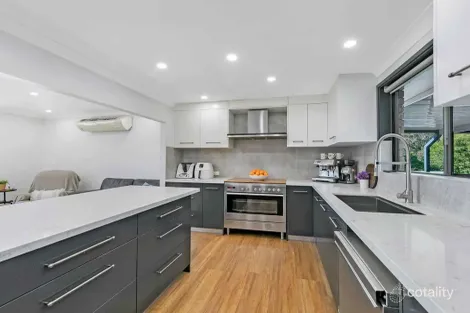 15 Glenn St, Dean Park, NSW 2761