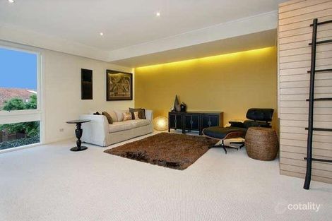 Property photo of 3 Lansell Road Glen Waverley VIC 3150