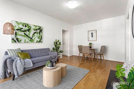 1/1 Celeste Ct, St Kilda East, VIC 3183