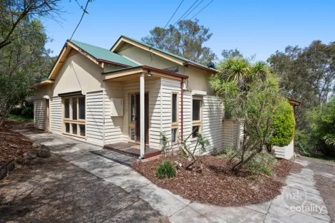 10 Livingstone Rd, Eltham, VIC 3095