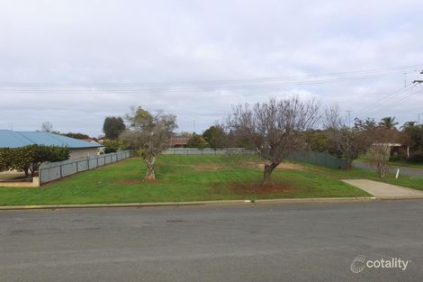 10-12 Wollamai St, Finley, NSW 2713