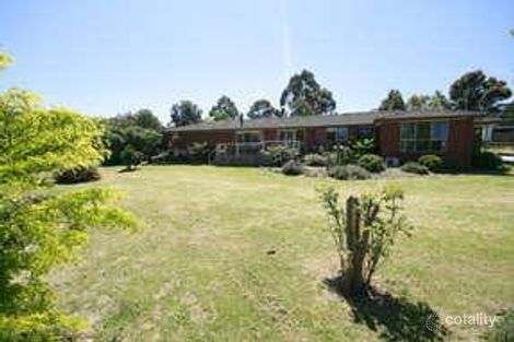 2 Drake Ct, Bunyip, VIC 3815