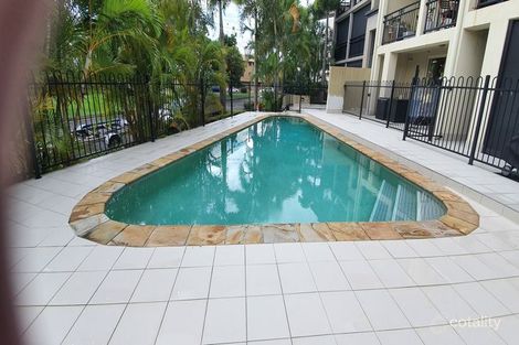 Property photo of 11/4 Oleander Avenue Biggera Waters QLD 4216