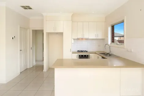 Property photo of 8B Hermione Terrace Epping VIC 3076