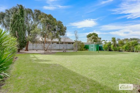6 Simpson Ave, Encounter Bay, SA 5211