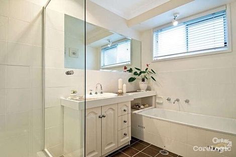 Property photo of 12 Blaxland Place Glenhaven NSW 2156
