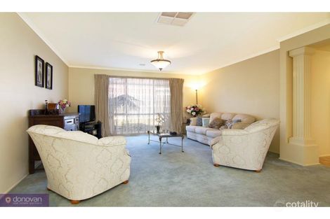 Property photo of 4 Delatite Way Skye VIC 3977