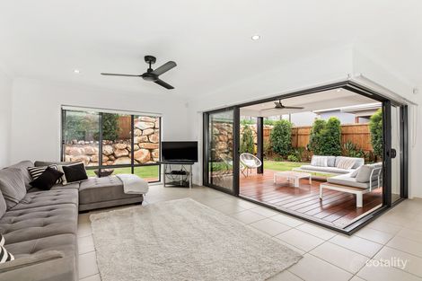 Property photo of 112 Sovereign Drive Deebing Heights QLD 4306
