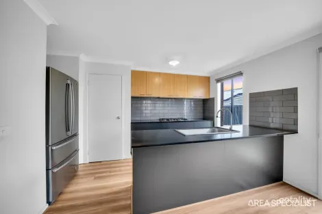 Property photo of 6 Porter Street Werribee VIC 3030